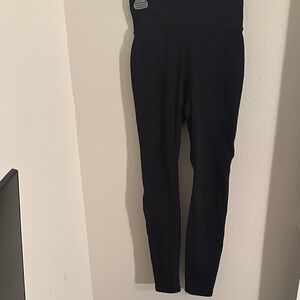 Black Fabletics leggings with back mesh pockets